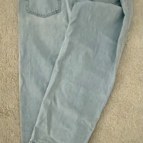Zara Blue Denim Jeans with Faded Wash - Picture 2 of 3
